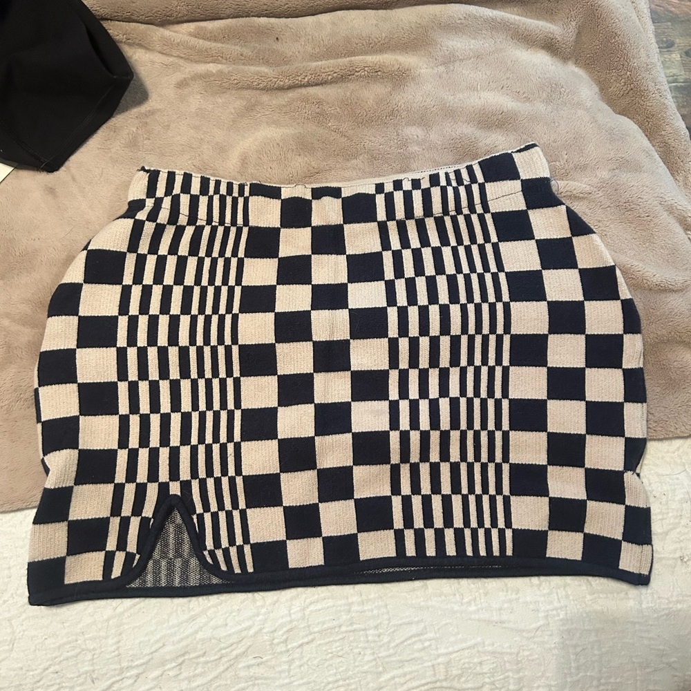 Urban Outfitters Black and Cream Checkered Mini Skirt
